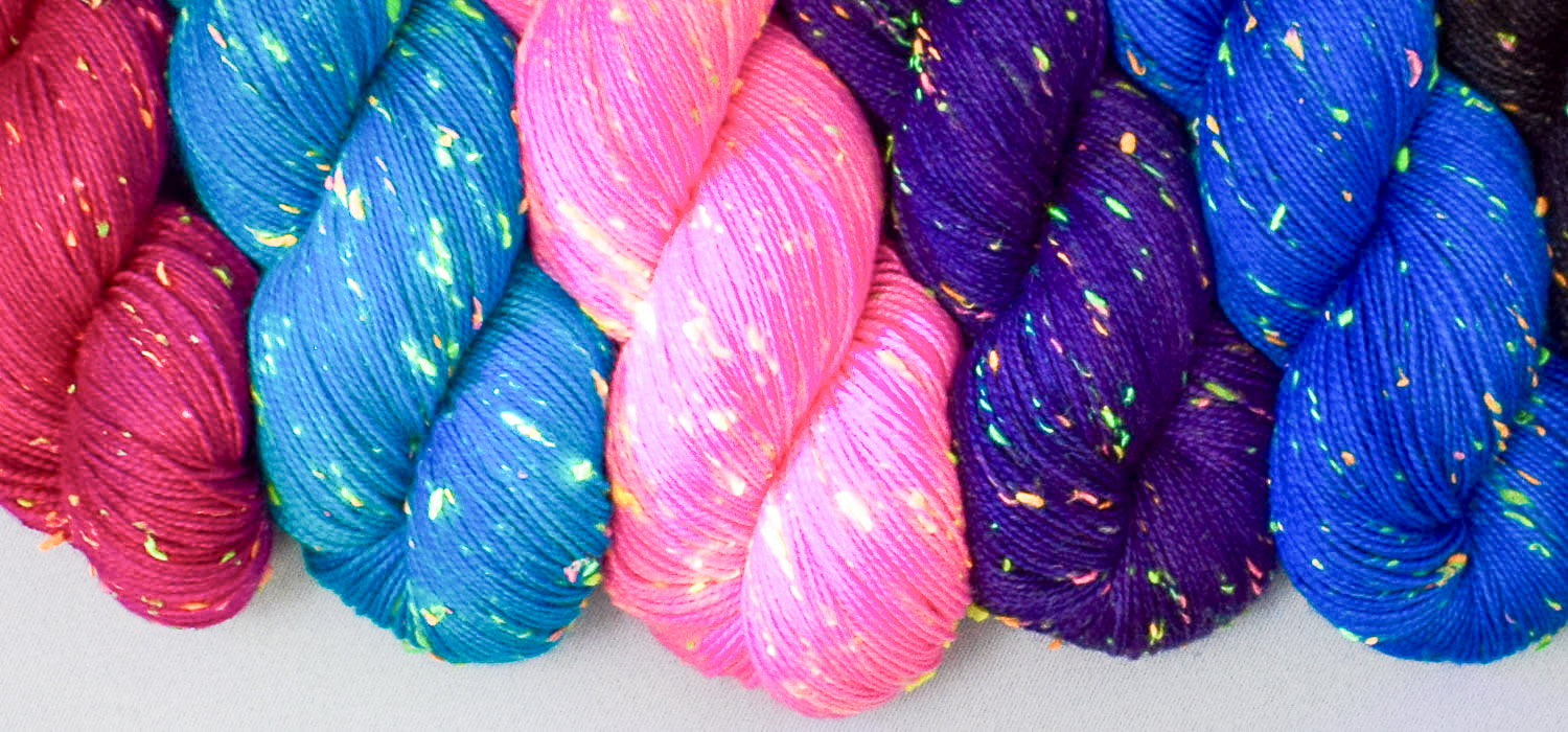 Lot outlet of 9 neon go for faux yarn