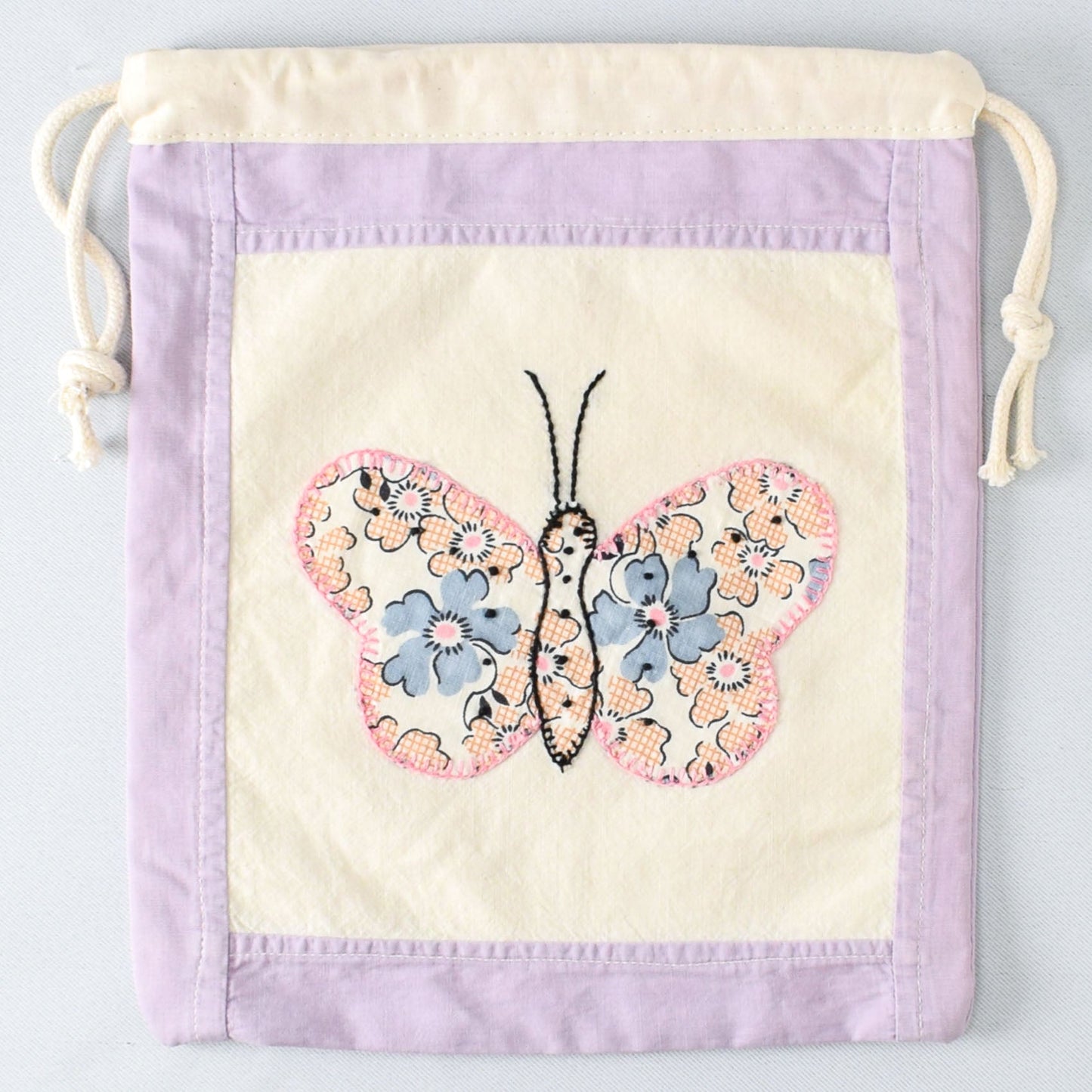 Butterfly Drawstring Pouch with Mountain Meadow yarn - BB004