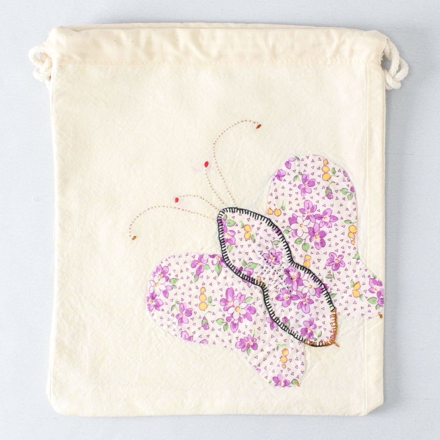 Butterfly Drawstring Pouch with Mountain Meadow yarn - BB079
