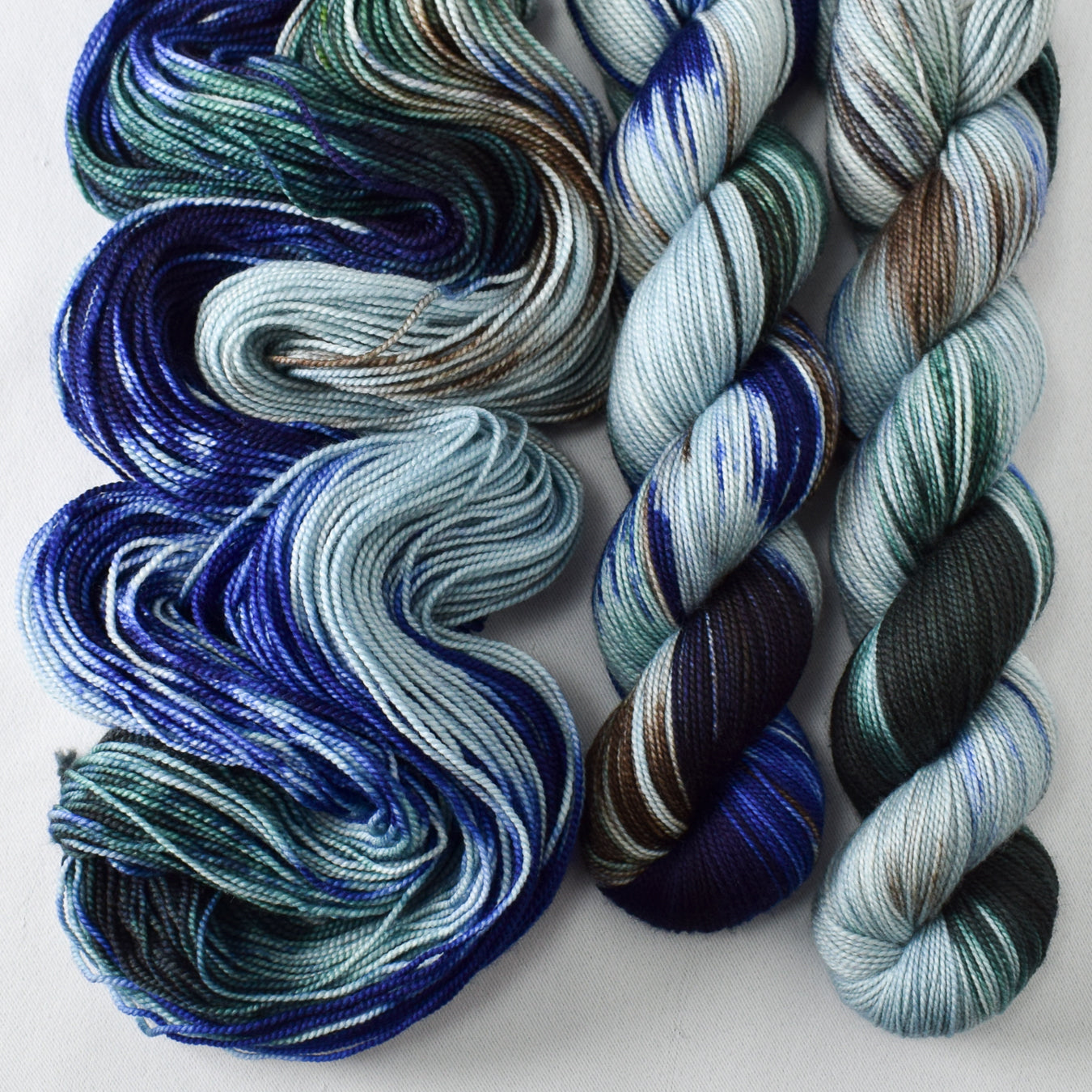 Blue Hawaii - Miss Babs Yummy 2-Ply yarn