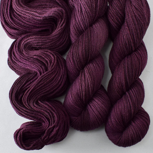 Bougainvillea - Miss Babs Intrepid yarn