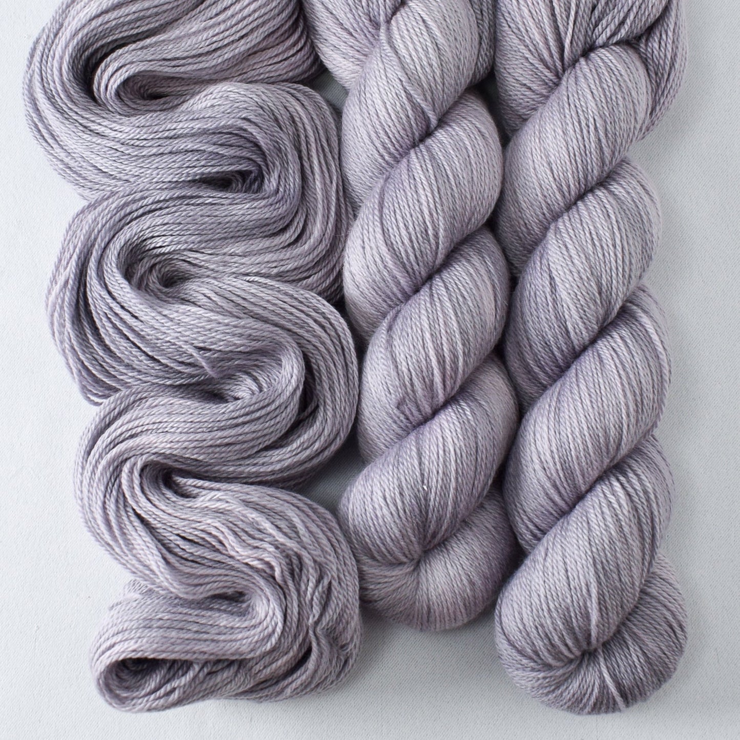 Chinchilla - Miss Babs Caroline yarn