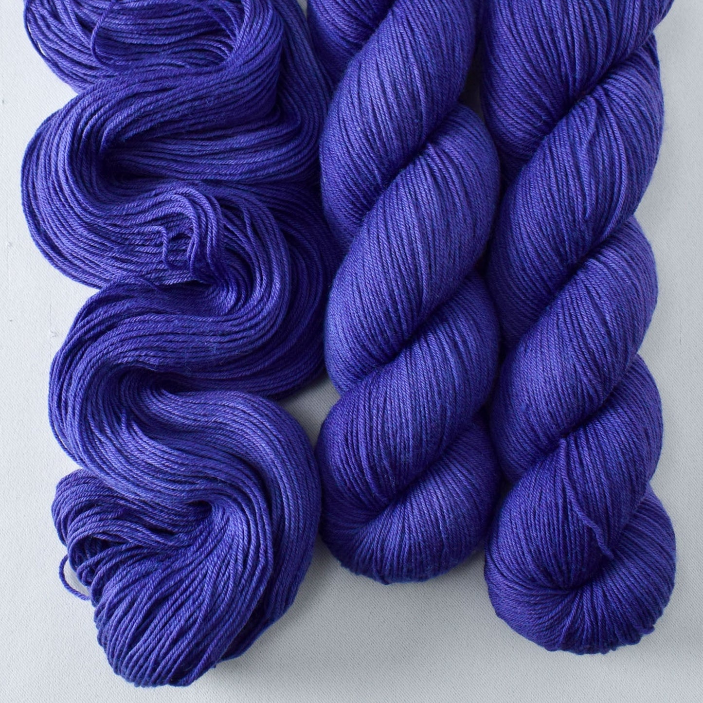 Clematis - Miss Babs Putnam yarn