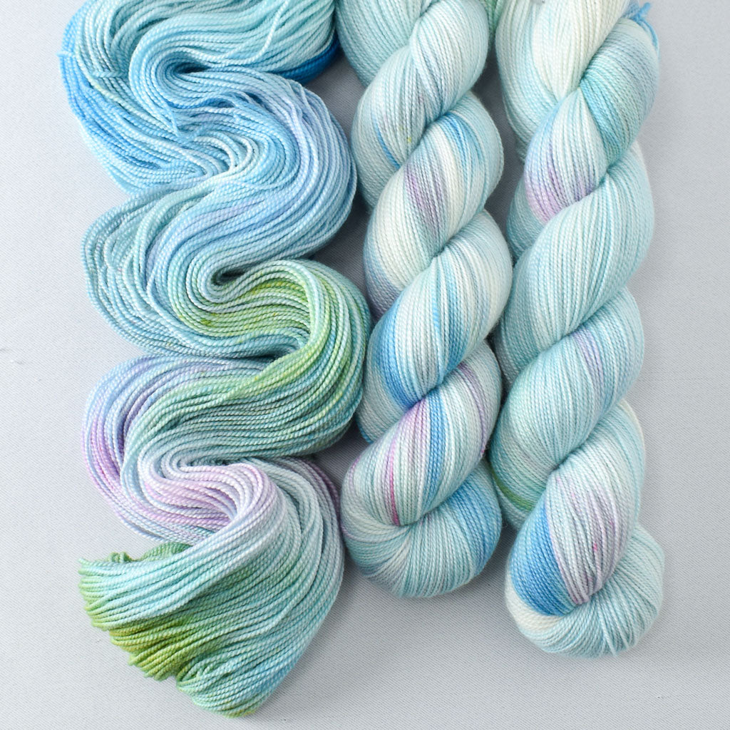 Coastal Breeze - Miss Babs Avon yarn