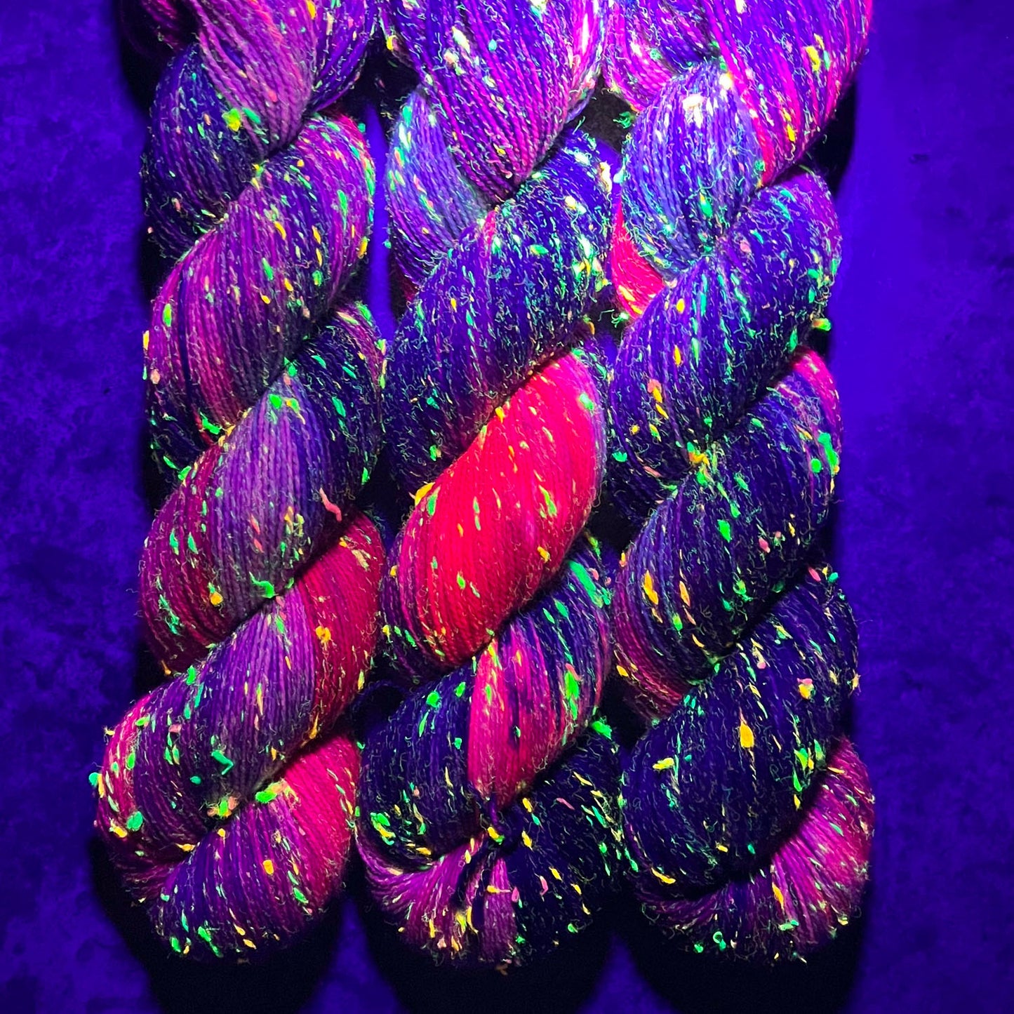 Fairie Glen - Neon Tweed - Wild Iris