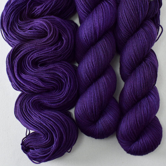 Fialova - Miss Babs Yummy 2-Ply yarn