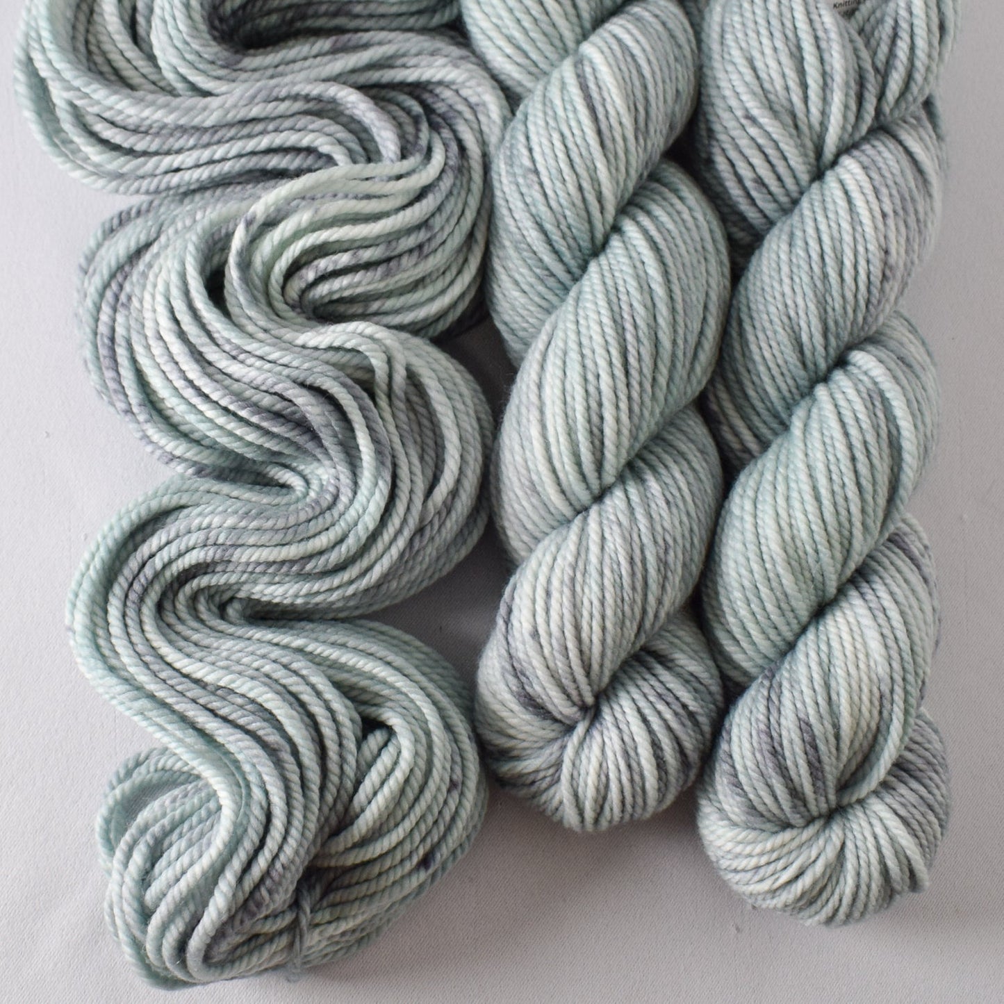 Linnet - Miss Babs K2 yarn