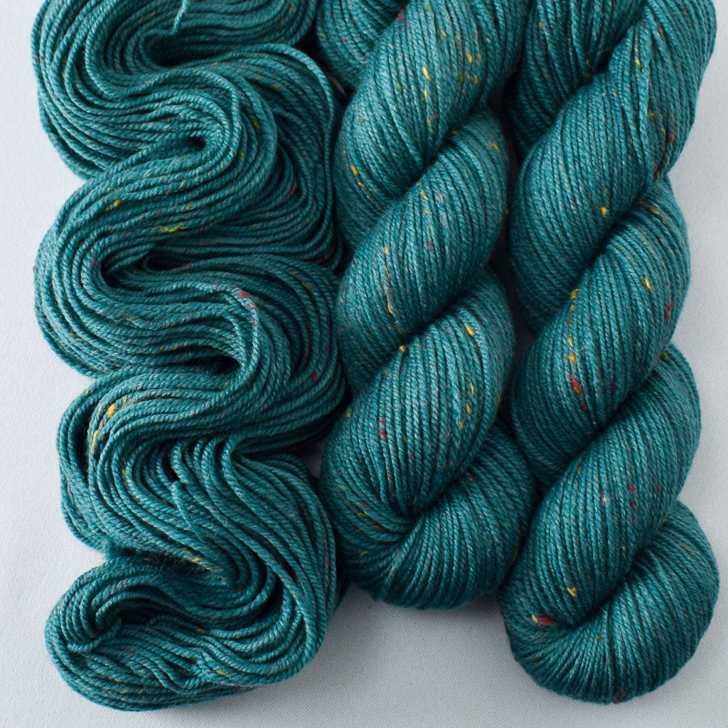 Mahi Mahi - Miss Babs Cupcake yarn