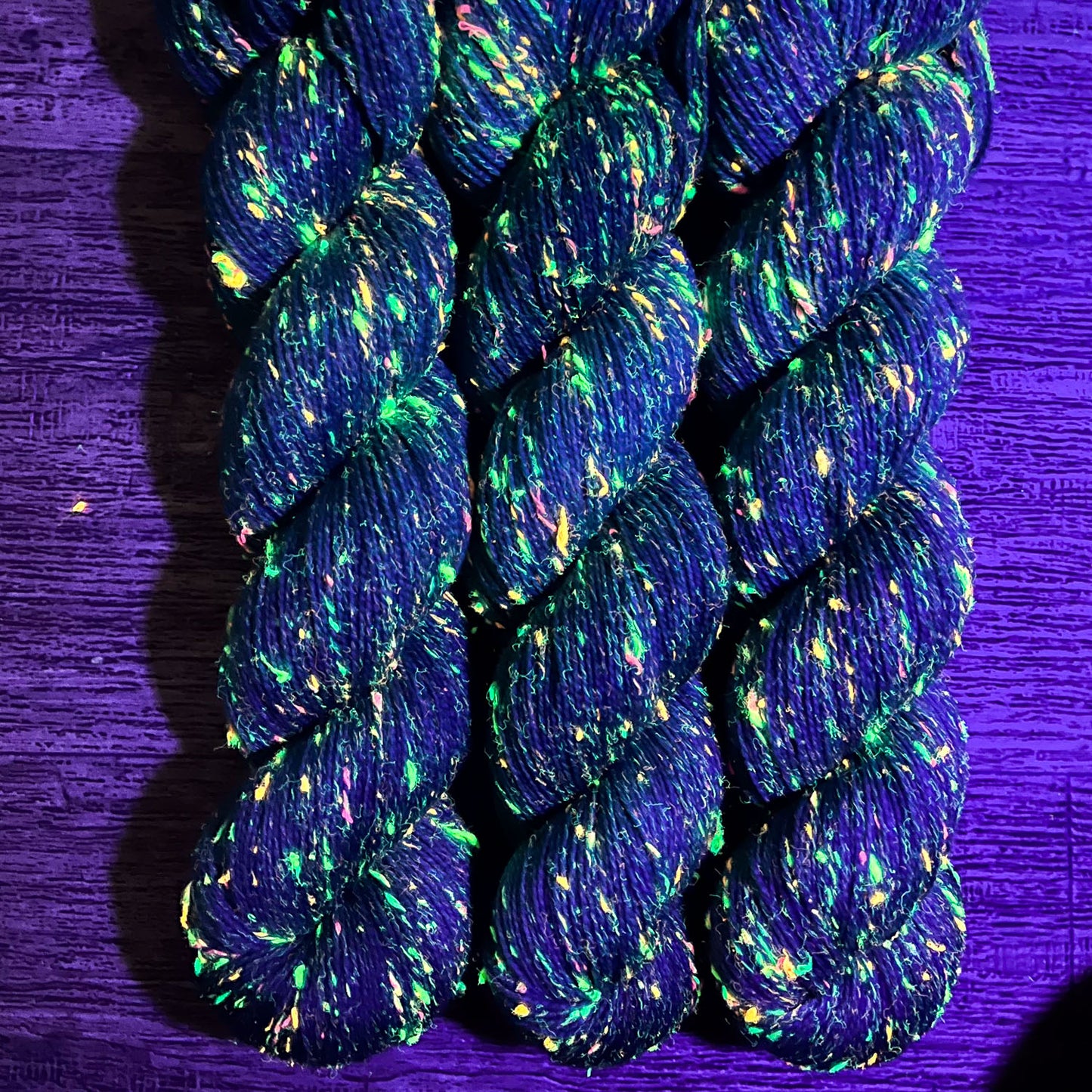 Mahi Mahi - Neon Tweed