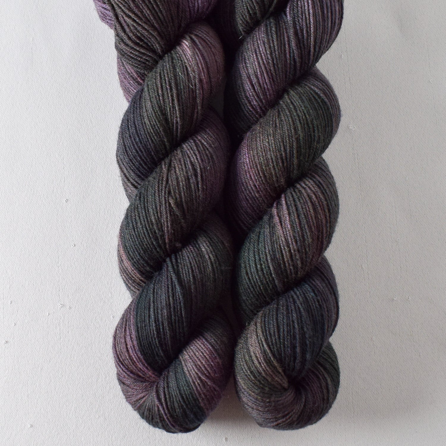 Mystical - Miss Babs Putnam yarn