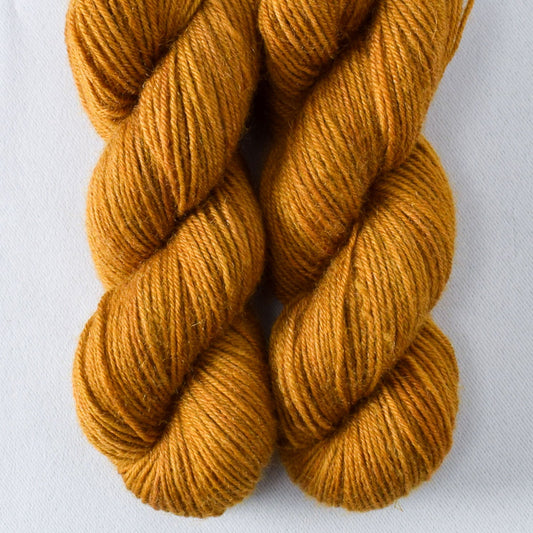 Old Gold - Miss Babs Katahdin Toes yarn