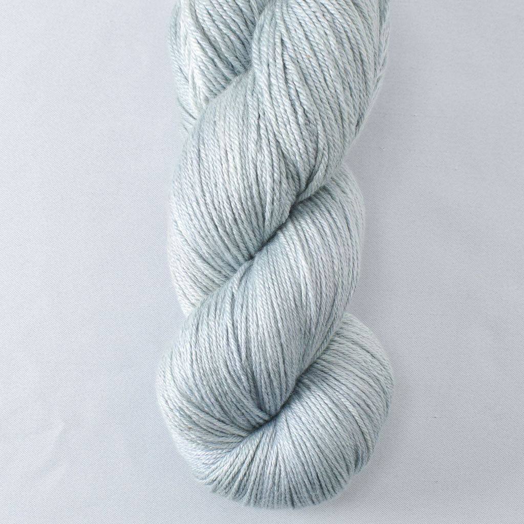 Oregon Mist - Miss Babs Big Silk yarn