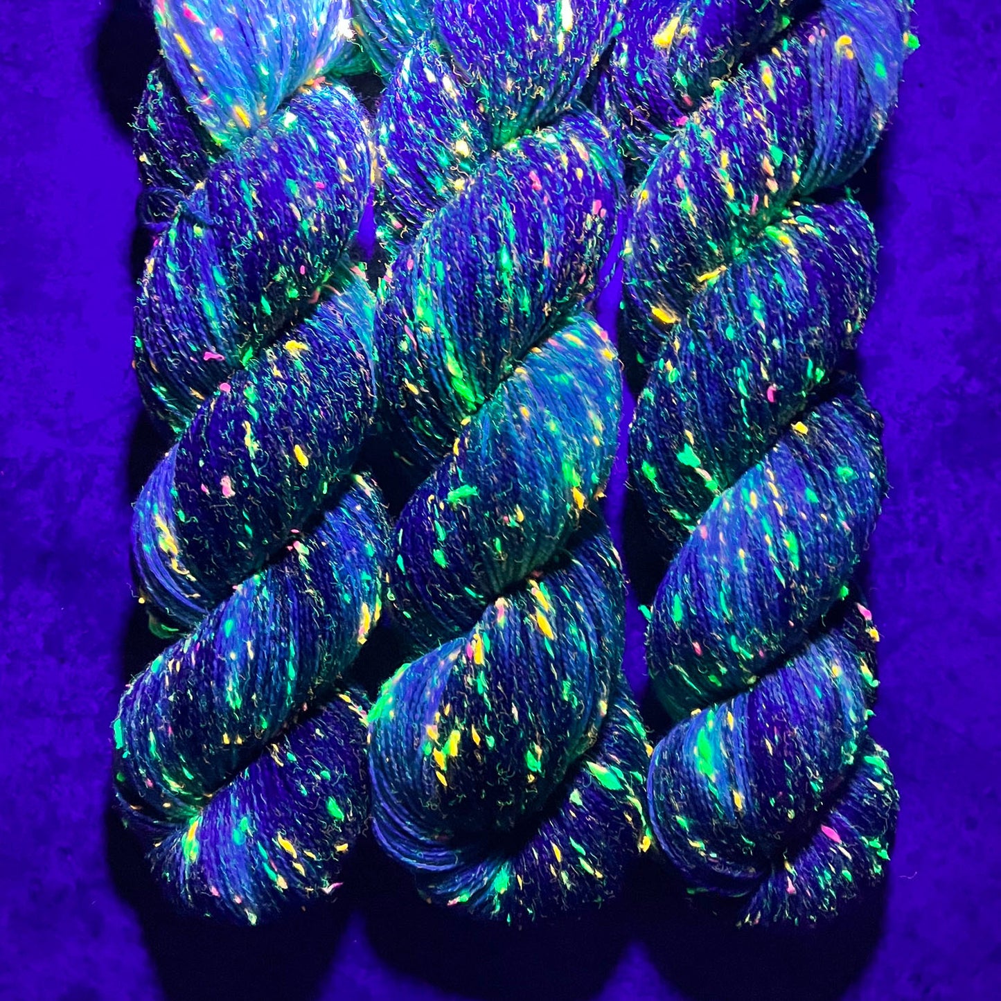 Pixie Island - Neon Tweed - Wild Iris