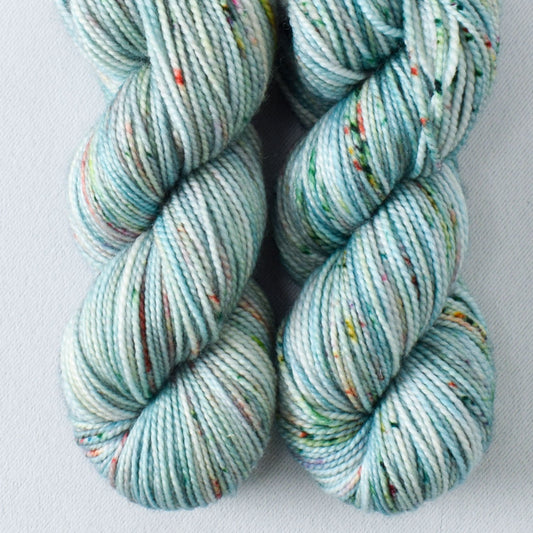 Zephyr - Miss Babs 2-Ply Toes yarn