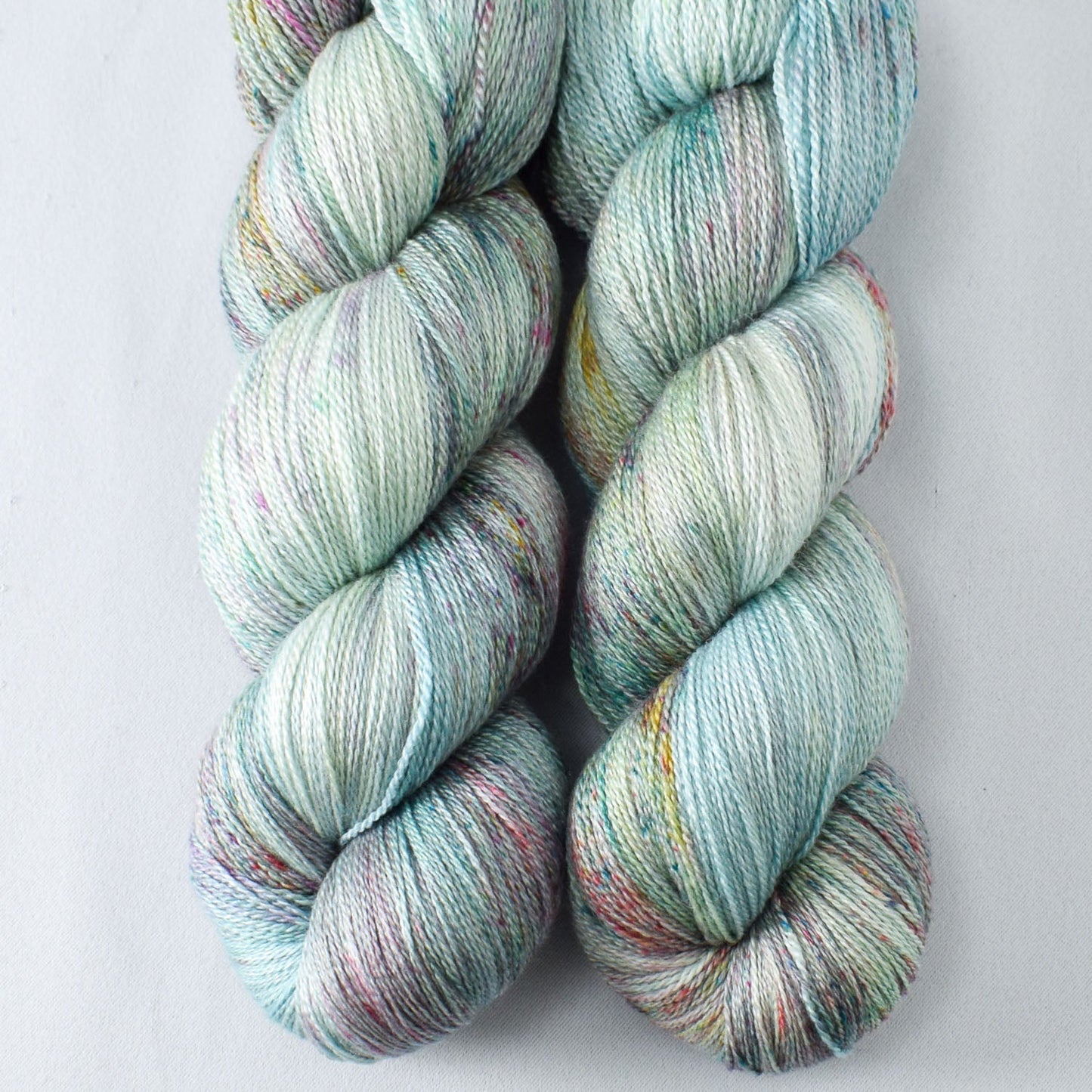 Zephyr - Miss Babs Yearning yarn