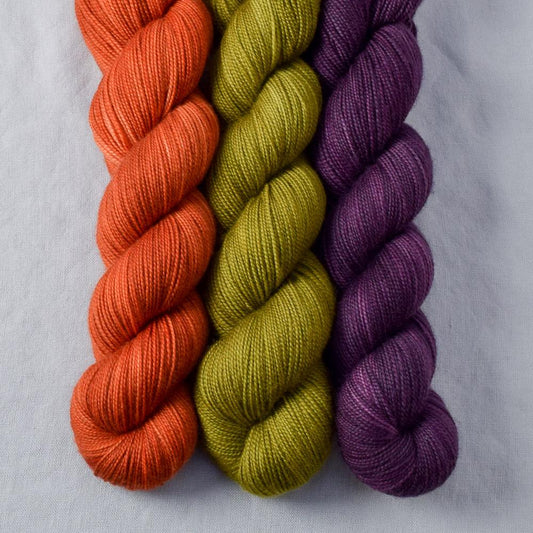 Carnelian, Moss, Tulipa - Miss Babs Yummy 2-Ply Trio