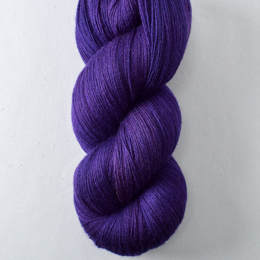 Dutch Iris 1 - Miss Babs Katahdin yarn