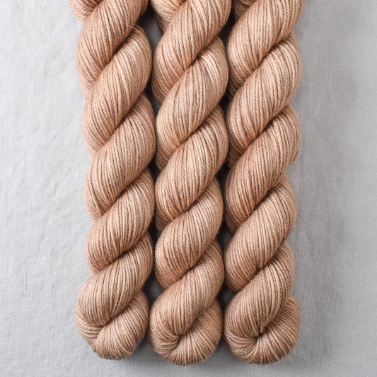 Milk Chocolate - Miss Babs Yowza Mini yarn