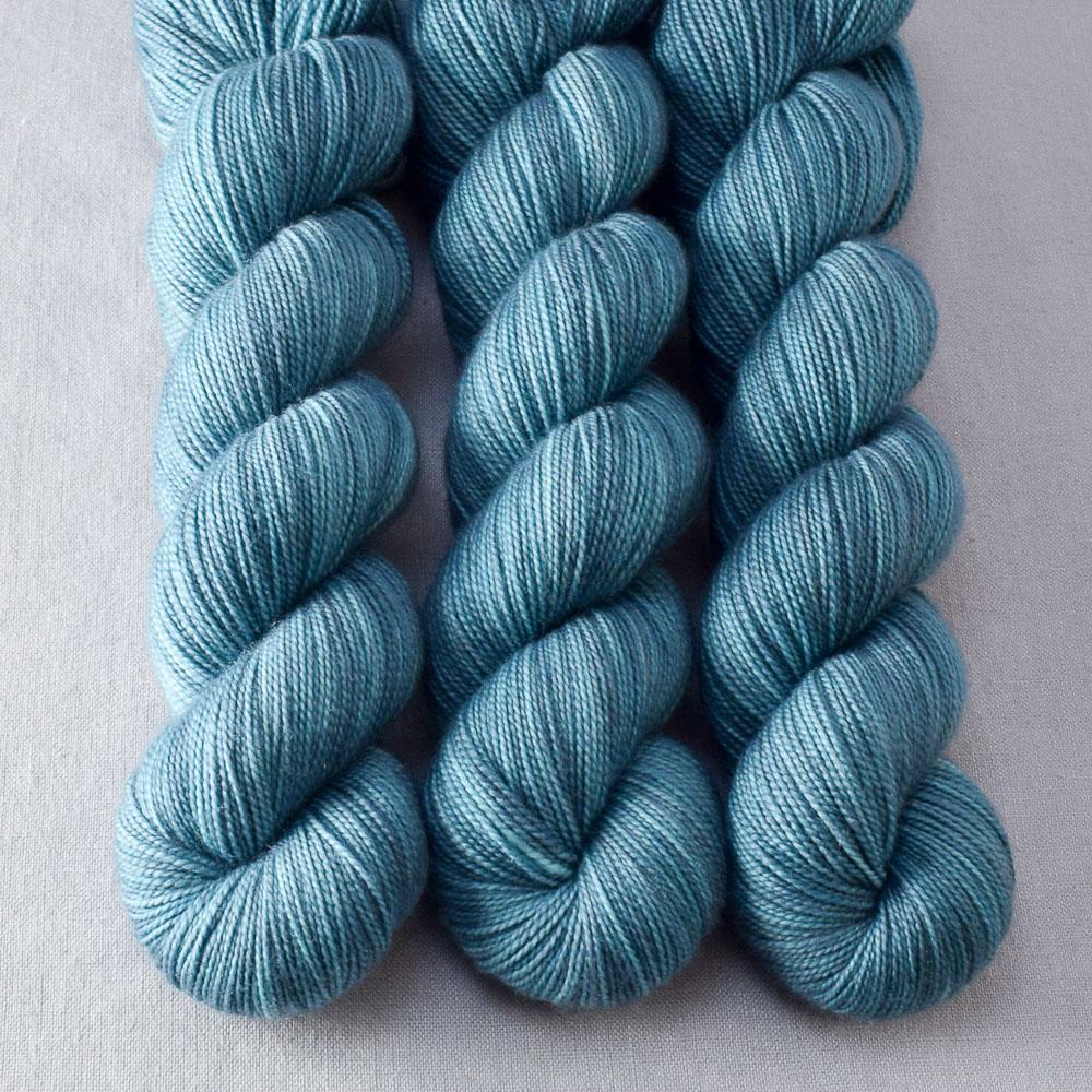 Monsoon - Miss Babs Yummy 2-Ply yarn