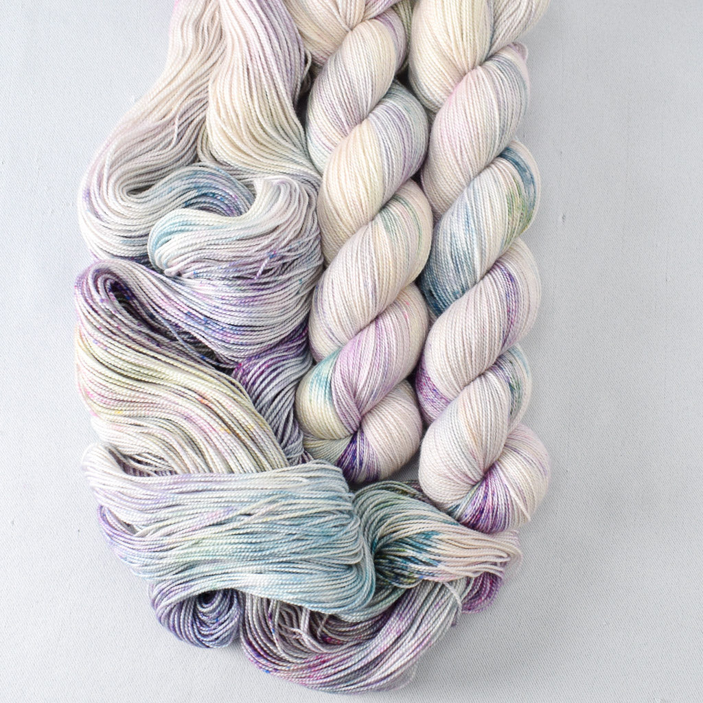 Morning Dream - Miss Babs Avon yarn