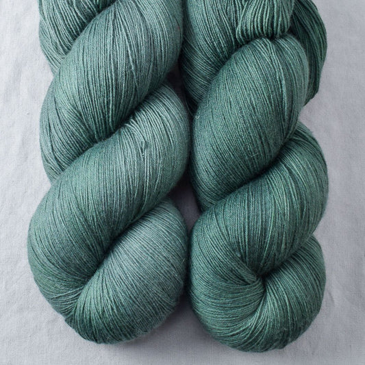 Pallon Beach - Miss Babs Katahdin yarn