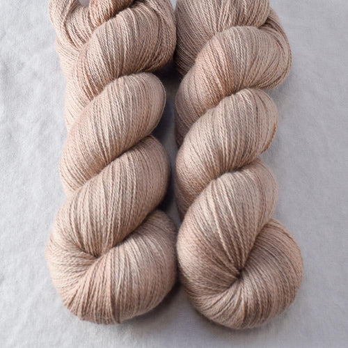 Parchment - Miss Babs Yearning yarn