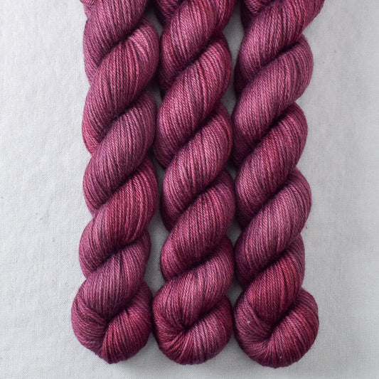 Plum - Yowza Mini