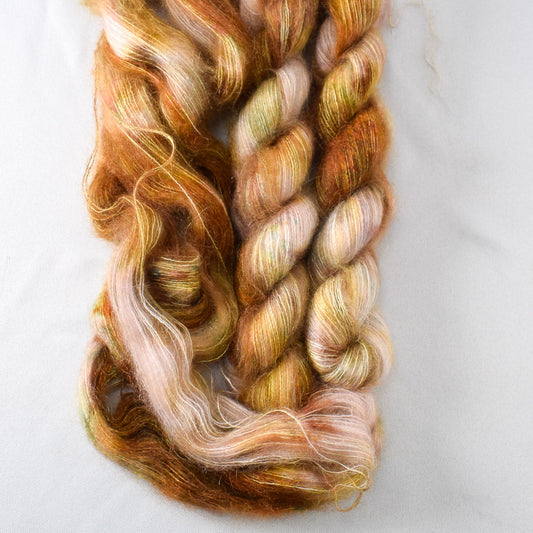 Rangeland - Miss Babs Moonglow yarn