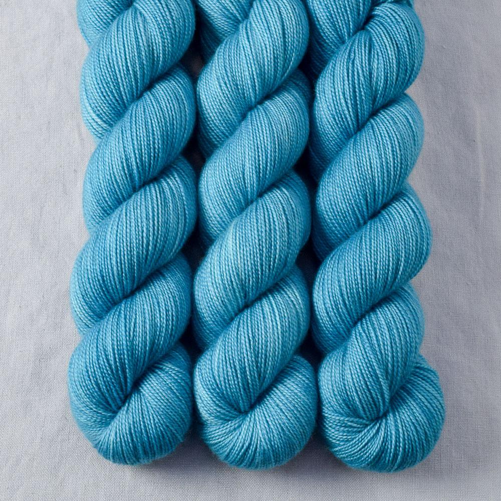 Sargasso - Miss Babs Yummy 2-Ply yarn