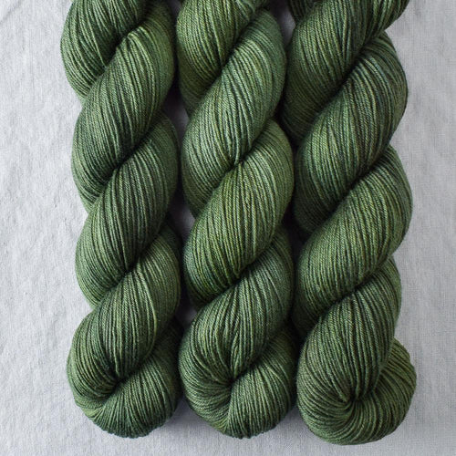 Sempervirens - Miss Babs Putnam yarn