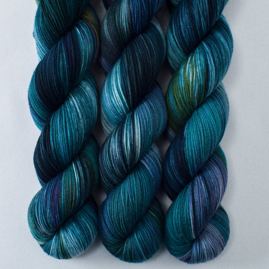 Splashy - Miss Babs Putnam yarn