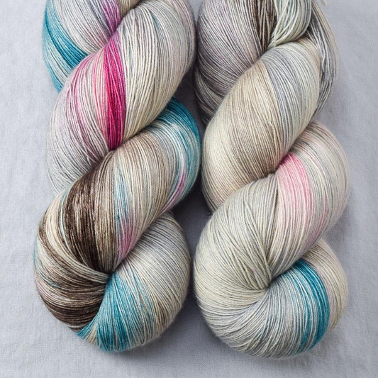 Toronto - Miss Babs Katahdin yarn