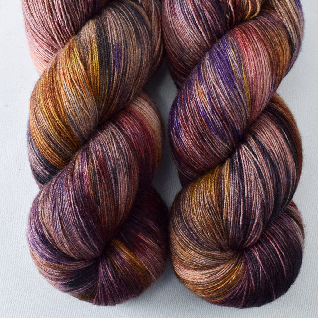 Tromp L'Oeil - Miss Babs Katahdin yarn